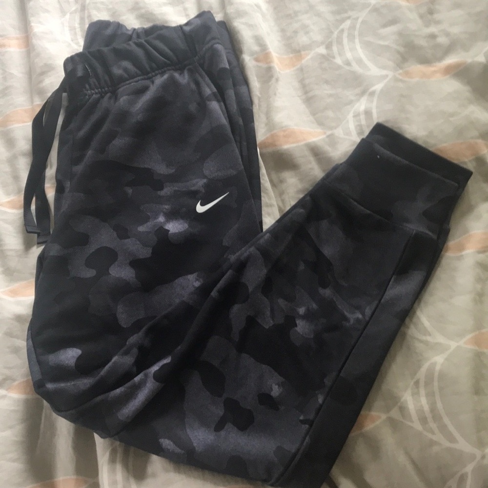 Nike camo joggers